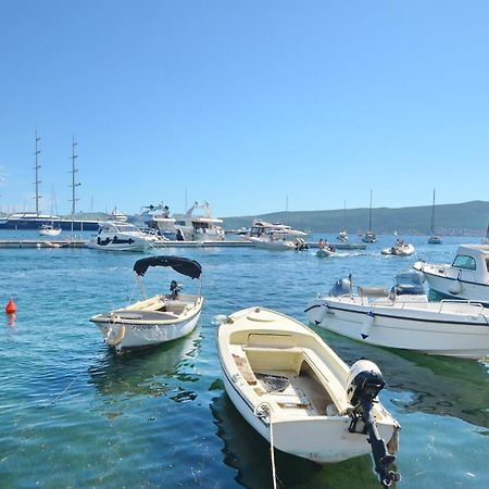 Trojanovic Apartments Tivat Luaran gambar