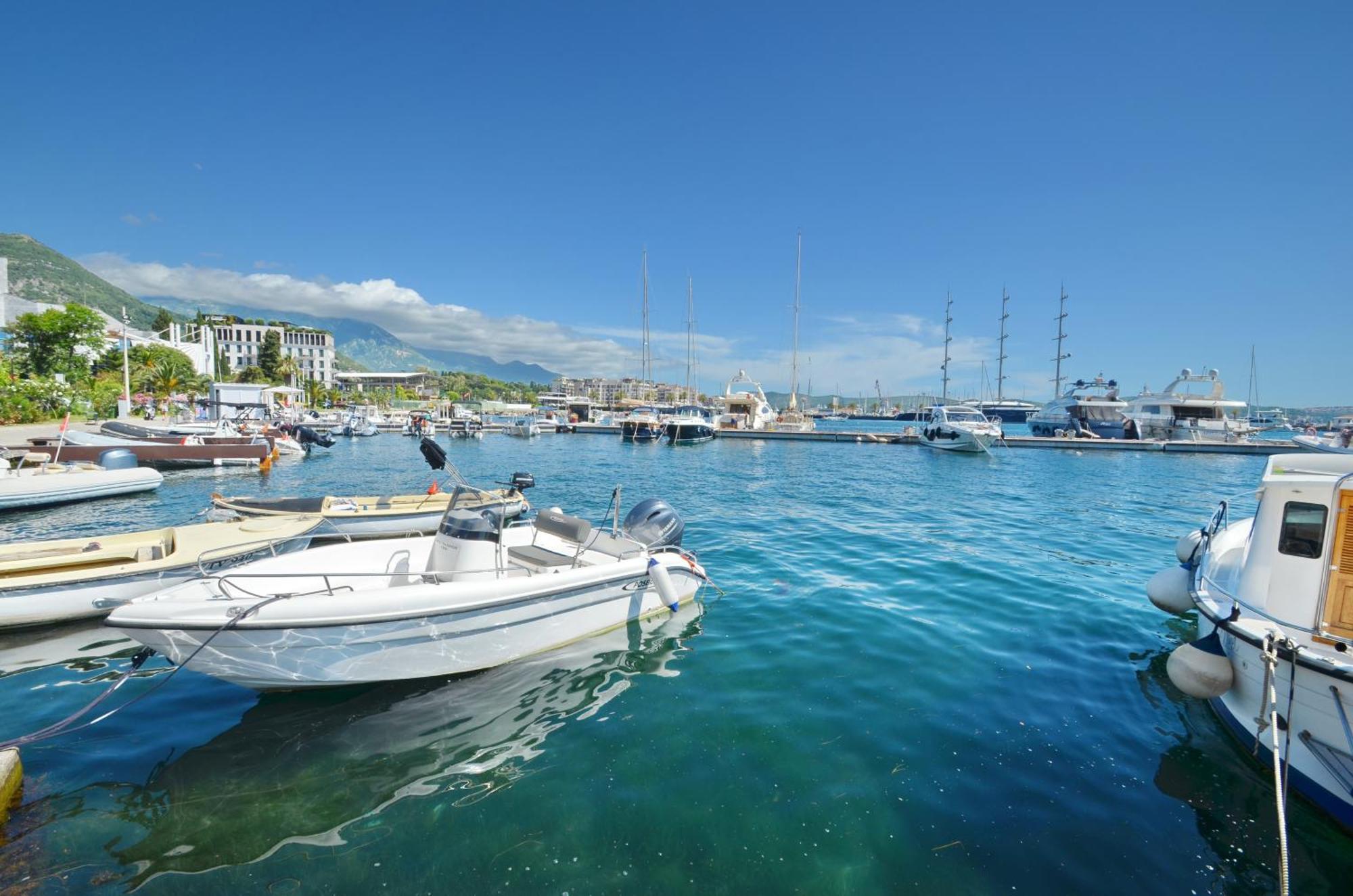 Trojanovic Apartments Tivat Luaran gambar