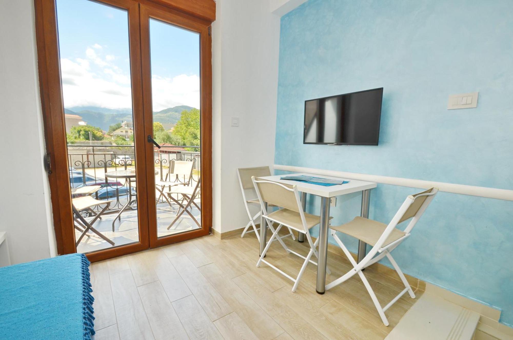 Trojanovic Apartments Tivat Luaran gambar