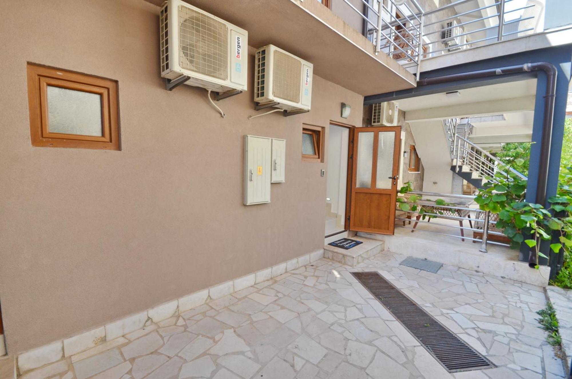 Trojanovic Apartments Tivat Luaran gambar